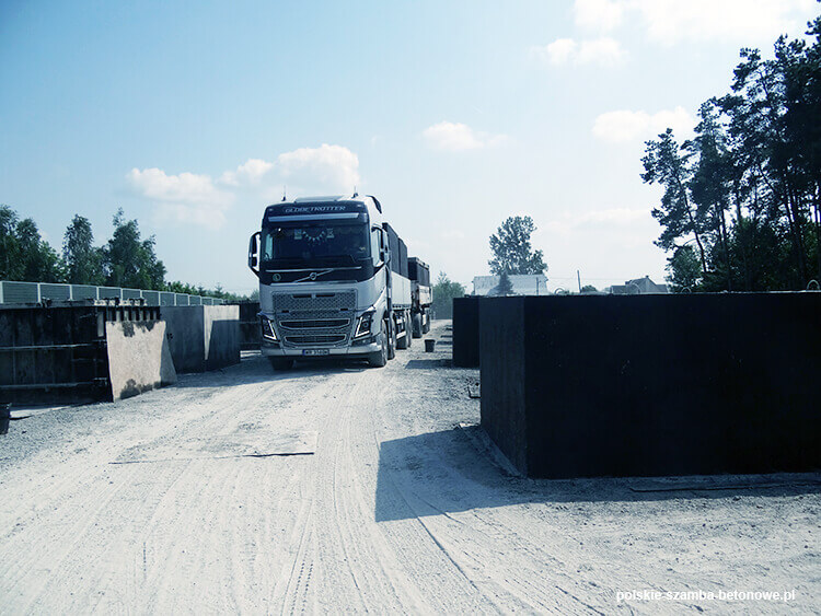 Transport szamb betonowych  w Lubawie